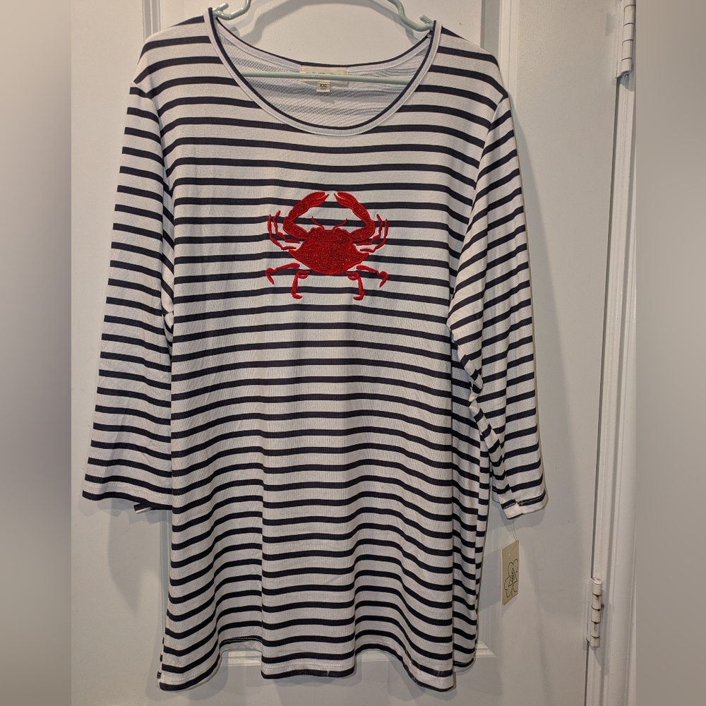 Clover + Pine‎ Navy Blue White Nautical Striped Crab Embellished Tunic Top
